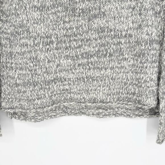 ARITZIA Talula Azurelee Heathered Grey V-Neck Long Sleeve Knit Sweater Size S - Picture 5 of 12